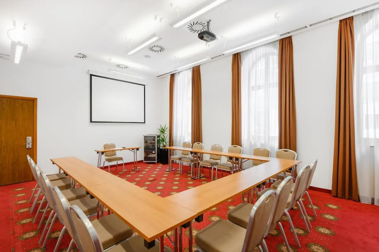 Hotel Bristol Budapest 4*,  Hungary